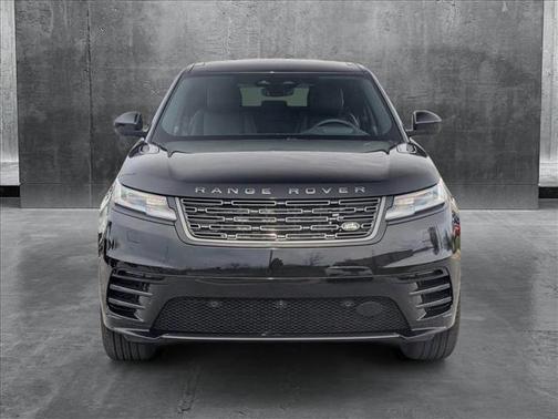 2026 Land Rover Range Rover Velar P250 SE R-Dynamic