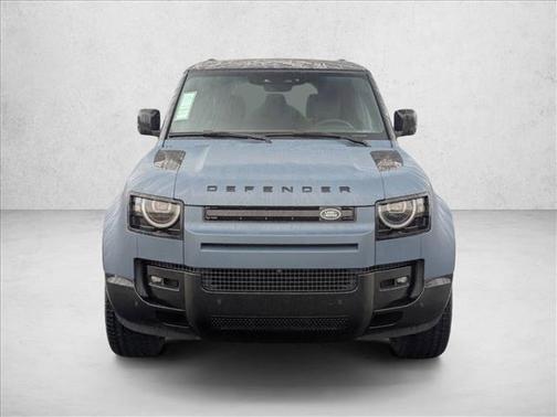 2026 Land Rover Defender P400 X-Dynamic SE