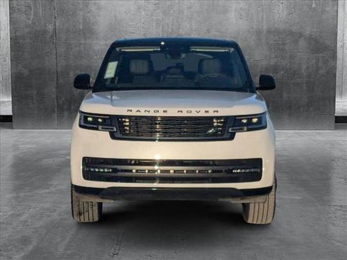 2025 Land Rover Range Rover P530 SE