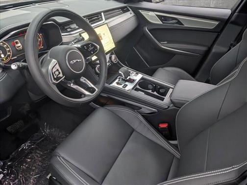 2024 Jaguar F-PACE R-Dynamic S