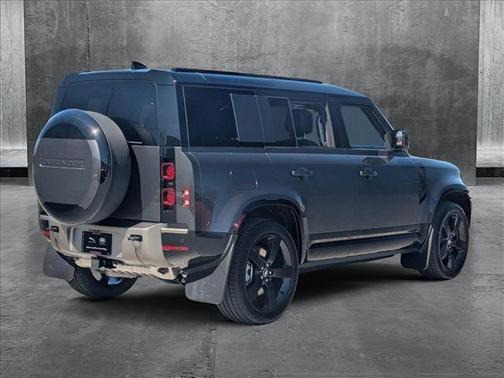 2025 Land Rover Defender 110 P400 X-Dynamic SE