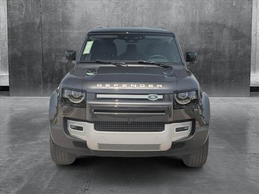 2025 Land Rover Defender 110 P300