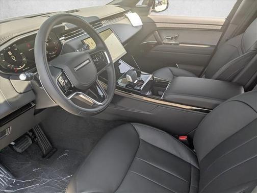 2025 Land Rover Range Rover Sport SE