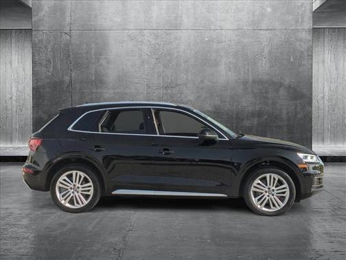 2018 Audi Q5 2.0T Premium Plus