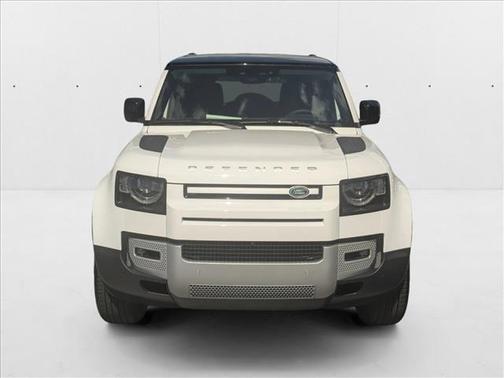 2025 Land Rover Defender 130 P400 S