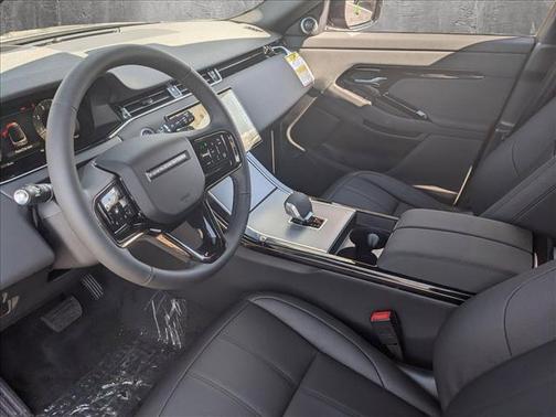 2025 Land Rover Range Rover Evoque Core S