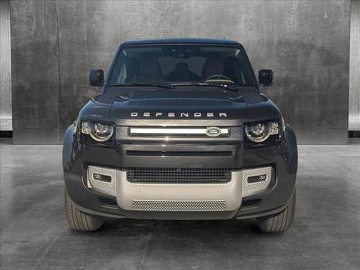 2025 Land Rover Defender 110 P300
