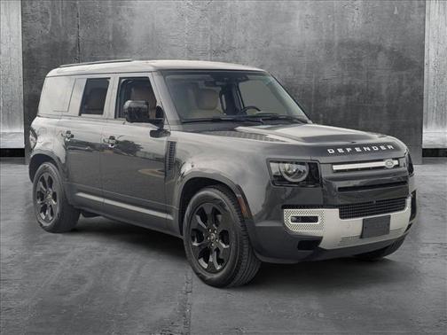 2025 Land Rover Defender 110 P300