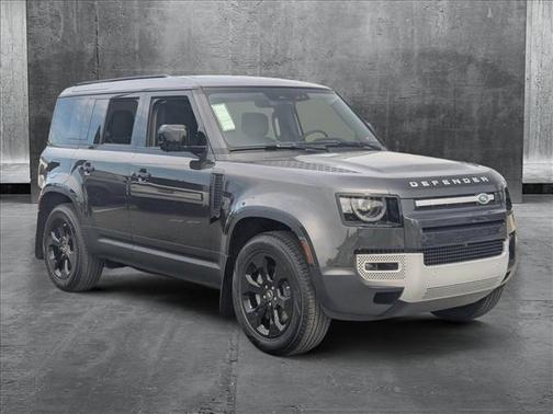 2025 Land Rover Defender 110 P300