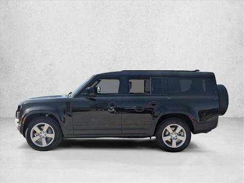 2025 Land Rover Defender 130 P400 S