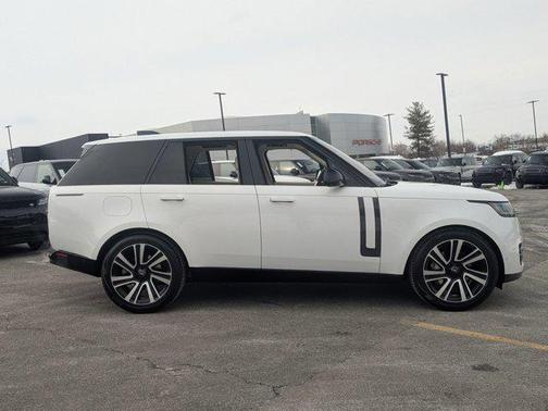 2023 Land Rover Range Rover P400 SE