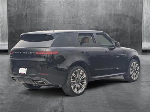 2024 Land Rover Range Rover Sport SE