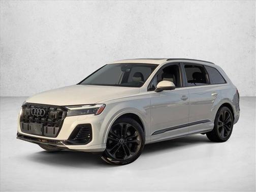 2025 Audi Q7 55 Premium Plus
