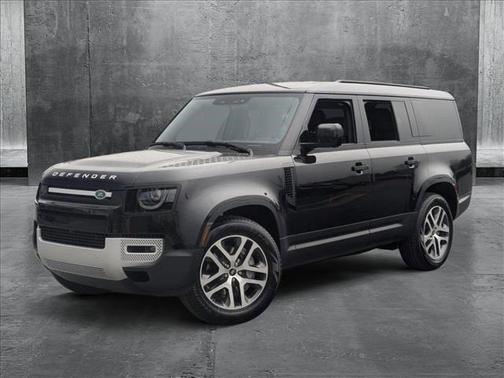 2025 Land Rover Defender 130 P400 S