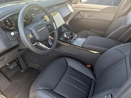 2025 Land Rover Range Rover Sport SE