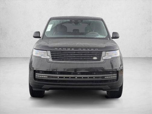 2026 Land Rover Range Rover P530 SE