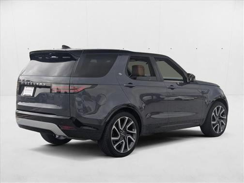 2024 Land Rover Discovery P360 Metropolitan Edition