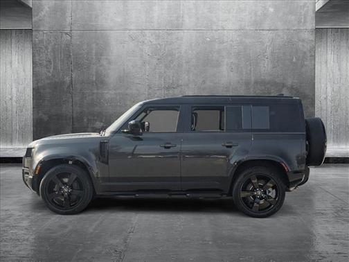 2025 Land Rover Defender 110 P400 X-Dynamic SE
