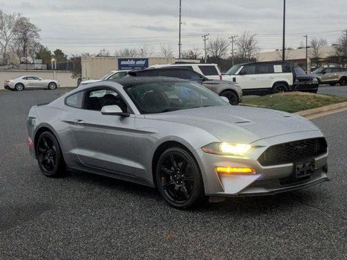 2020 Ford Mustang EcoBoost