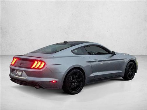 2020 Ford Mustang EcoBoost
