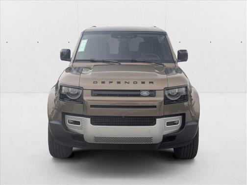 2025 Land Rover Defender 110 P300