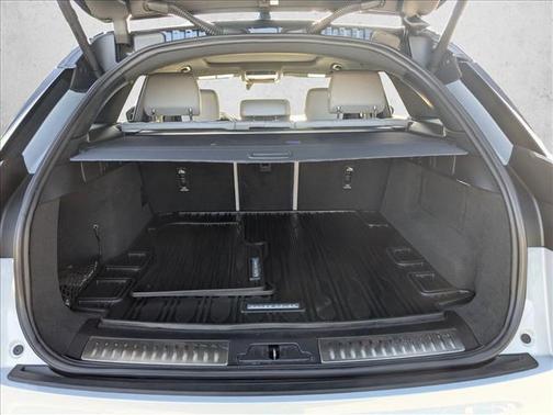 2024 Land Rover Range Rover Velar P250 SE R-Dynamic