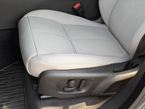 2026 Land Rover Range Rover Velar P250 S