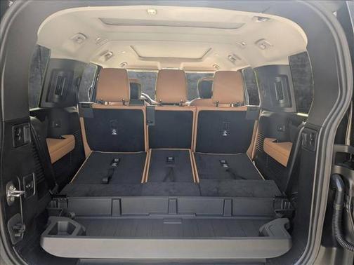 2024 Land Rover Defender 130 P400 S