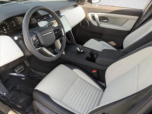 2026 Land Rover Discovery Sport Landmark