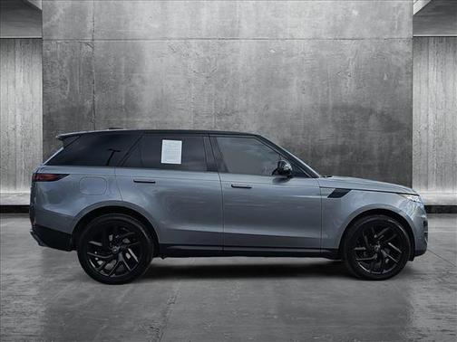 2023 Land Rover Range Rover Sport SE