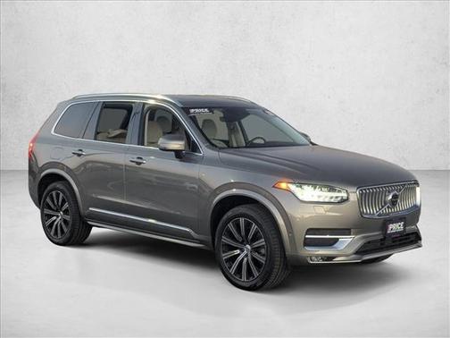 2022 Volvo XC90 T6 Inscription