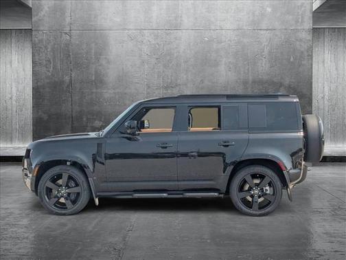 2025 Land Rover Defender 110 P400 X-Dynamic SE
