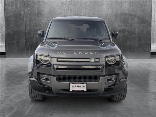 2024 Land Rover Defender 130 P400 Outbound