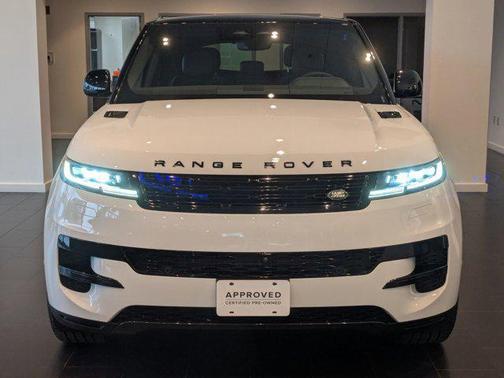 2025 Land Rover Range Rover Sport SE