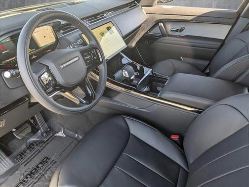 2025 Land Rover Range Rover Sport SE