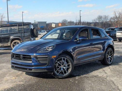2024 Porsche Macan AWD