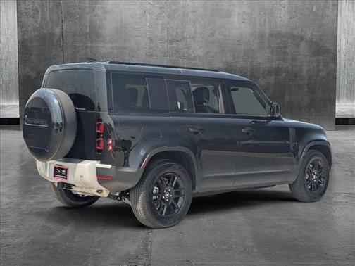 2025 Land Rover Defender 110 P300