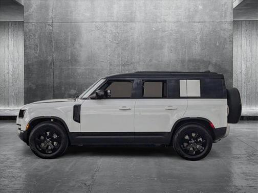 2025 Land Rover Defender 110 P300