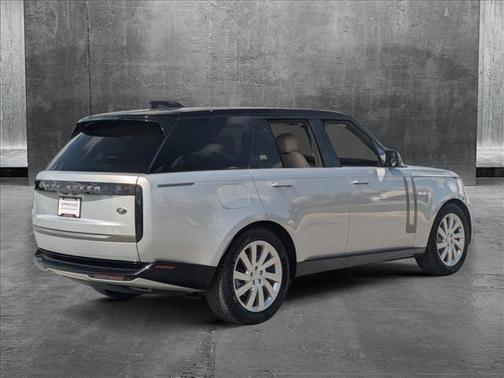 2023 Land Rover Range Rover P400 SE