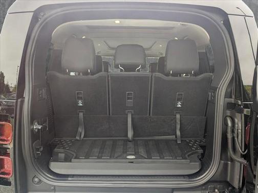 2024 Land Rover Defender 130 P400 S