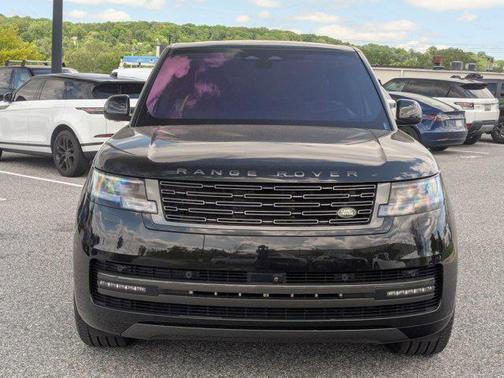 2023 Land Rover Range Rover P530 SE