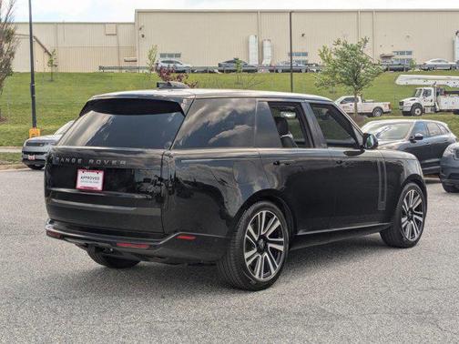 2023 Land Rover Range Rover P530 SE