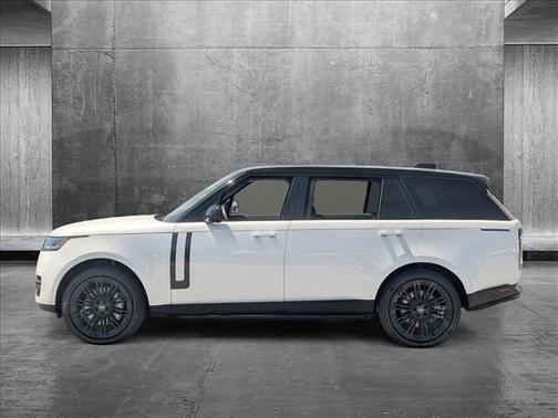 2025 Land Rover Range Rover P530 SE 7 Seat