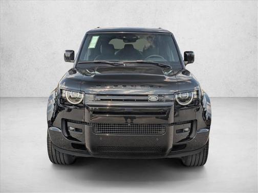 Santorini Black Metallic 2026 Land Rover Defender P400 X-Dynamic SE