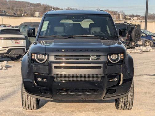 2026 Land Rover Defender P400 X-Dynamic SE