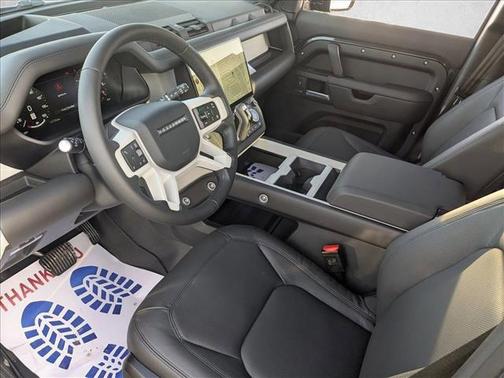 2026 Land Rover Defender P400 X-Dynamic SE