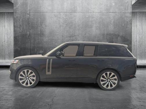 2025 Land Rover Range Rover P400 SE