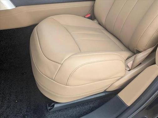 2025 Land Rover Range Rover P400 SE