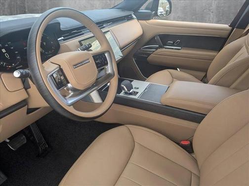 2025 Land Rover Range Rover P400 SE