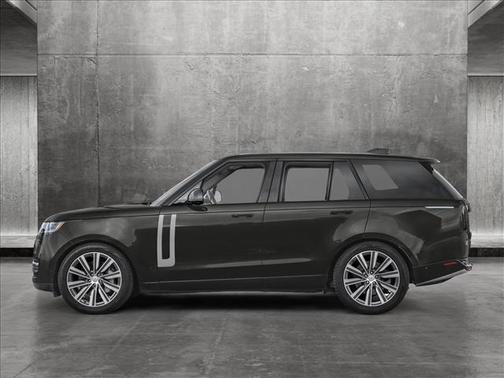 2025 Land Rover Range Rover P530 SE